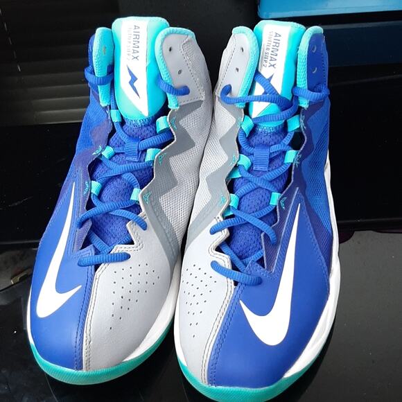 Nike Airmax Stutter Step 2 Sneakers Sz 8 - Picture 3 of 9